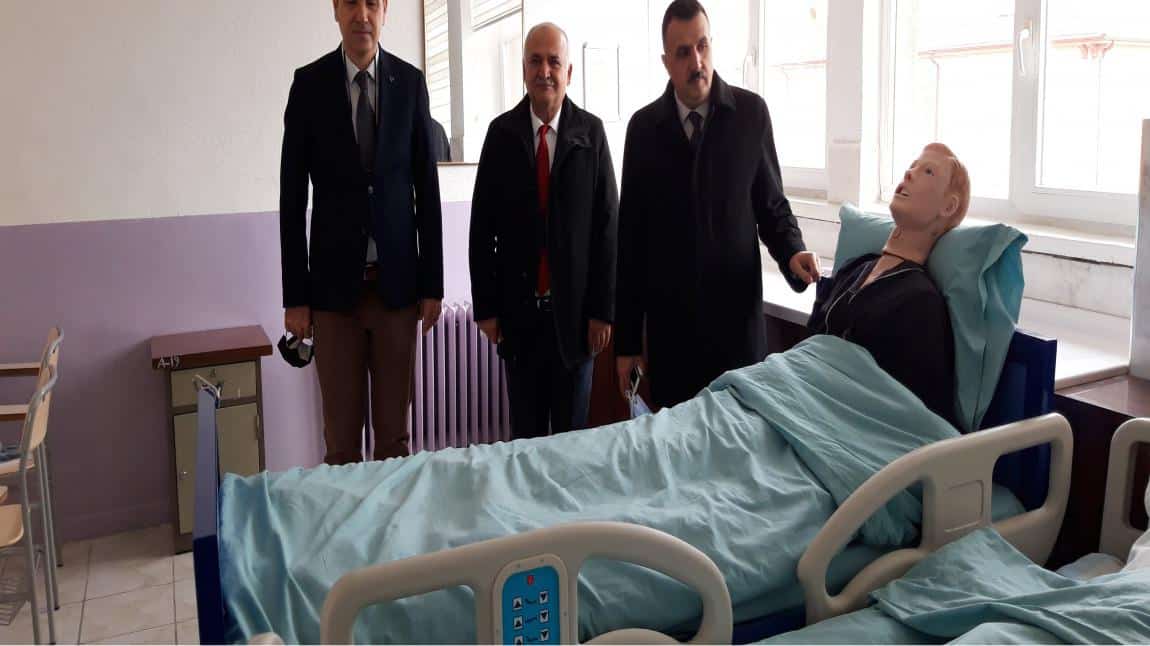Beypazarı Kaymakamı Oktay Erdoğan okulumuzu ziyaret etti.